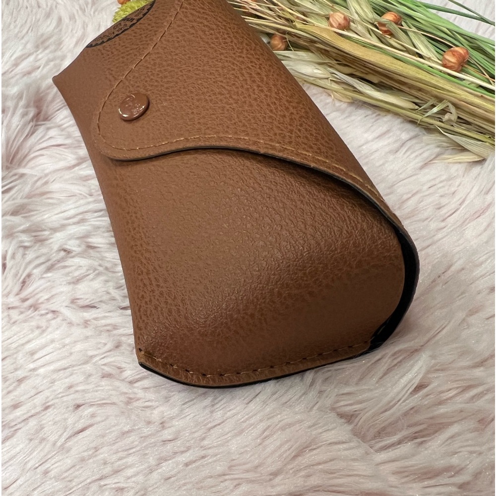 Ray-Ban sunglass case - Picture 5 of 7